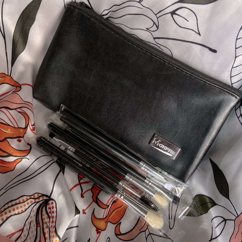 Eye Obsessed Brush Collection + Bag